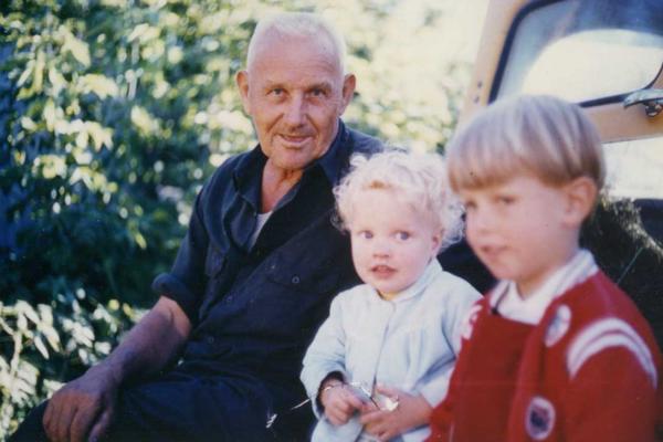 Bill Howell with Jeanne and Pat Dunne