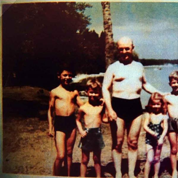 Paul, Mike, Daddy Dunne, Marg, Tad